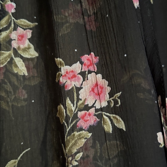 American Eagle Outfitters Black Dark Floral Bell Sleeve Lace Sheer Blouse Sml - Picture 9 of 12